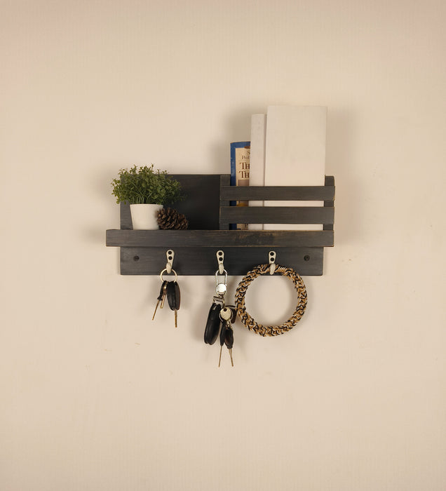 Richmond Wooden Wall Shelf Organiser with Key Holders