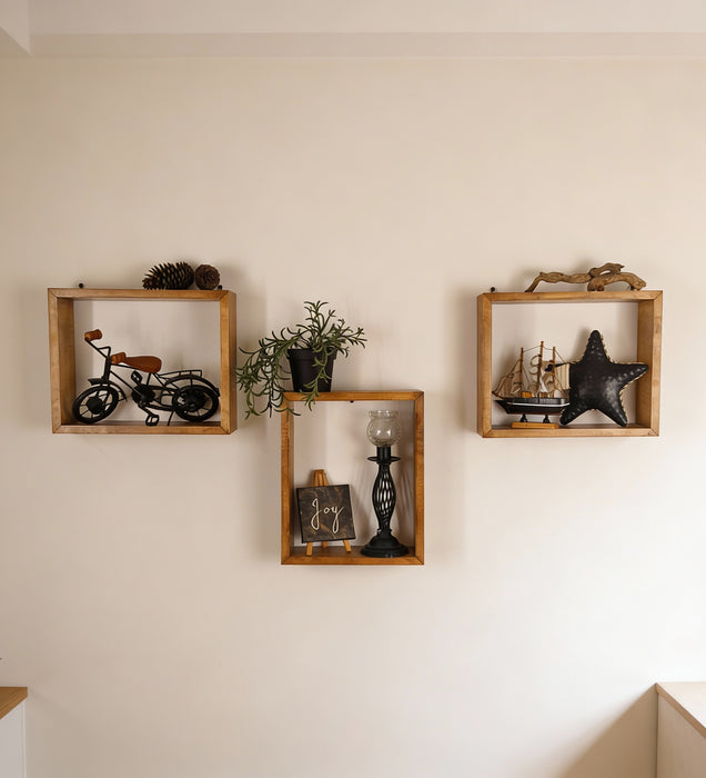 ARTHUR III Rectangular Shaped Set of 3 Wooden Wall Shelves