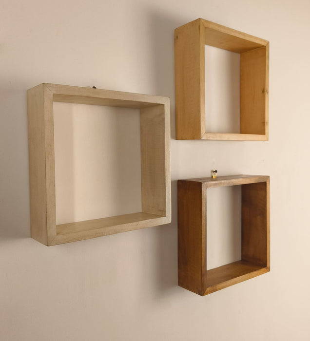 EDWARD III Rectangular Shaped Set of 3 Wooden Wall Shelves