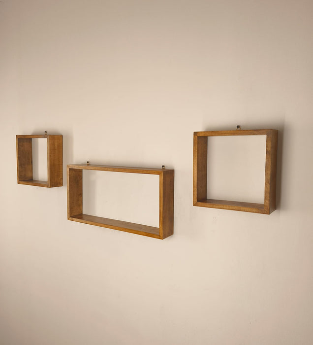 GEORGE III Rectangular Shaped Set of 3 Wooden Wall Shelves