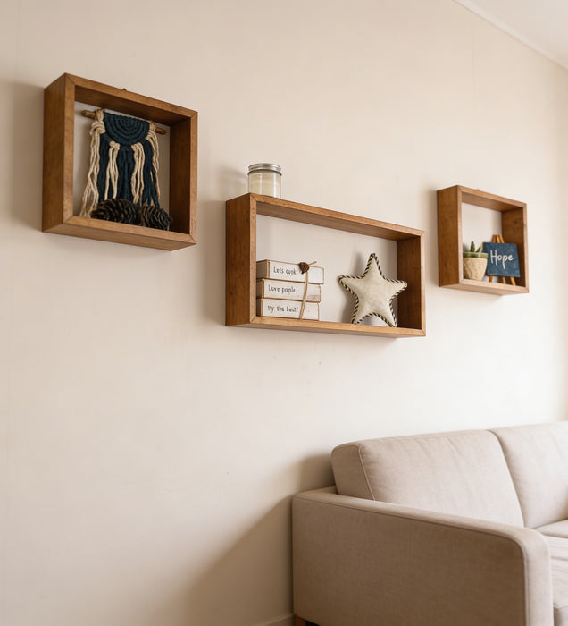 GEORGE III Rectangular Shaped Set of 3 Wooden Wall Shelves