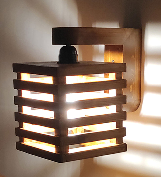 Lyon Brown Wooden Wall Light