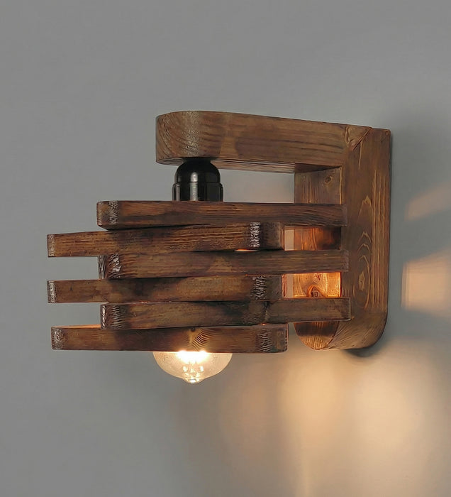 Star Brown Wooden Wall Light