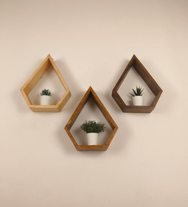 WILLIAM III Diamond Shaped Set of 3 Wooden Wall Shelves