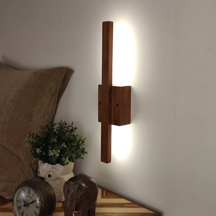 Lineo Brown Wooden LED Wall Light